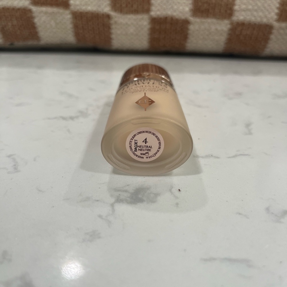Charlotte Tilbury Natural Beige Foundation